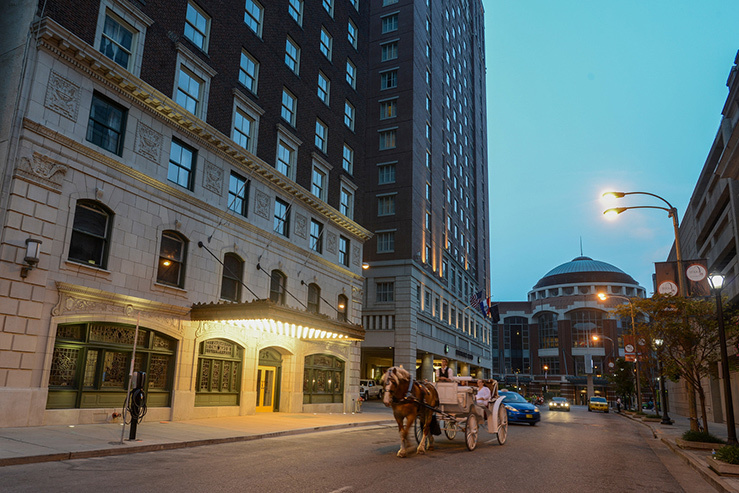 magnolia-hotel-st-louis-front_hpg_1