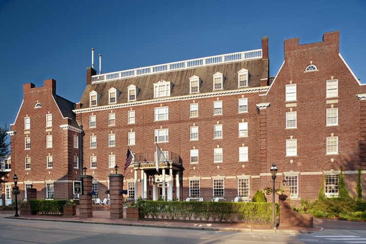 the-hotel-viking-exterior-2_c