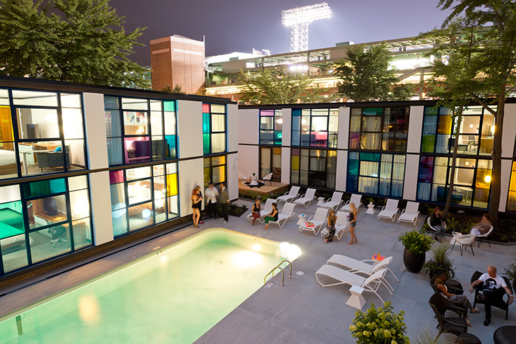 verb-hotel-poolview-1_hpg