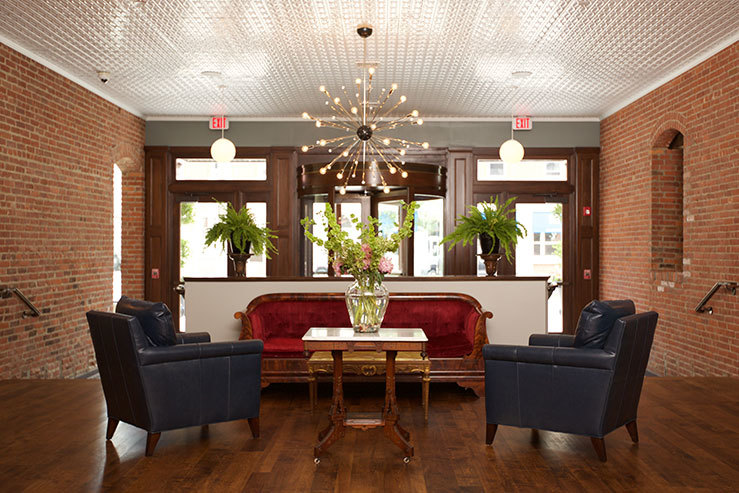 hotel-on-north-lobby-3_hpg_1