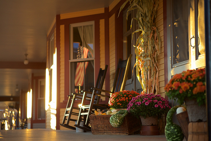 the-porches-inn-exterior-32_hpg