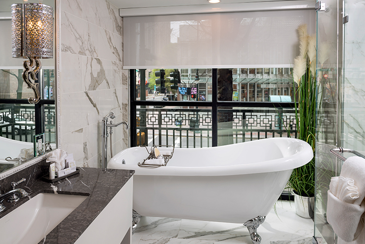 the-iveys-hotel-bathroom_hpg