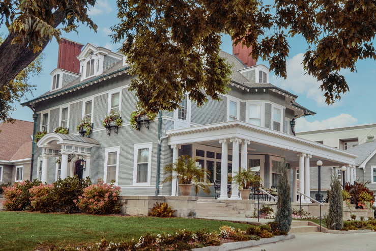 300-clifton-mansion_hpg