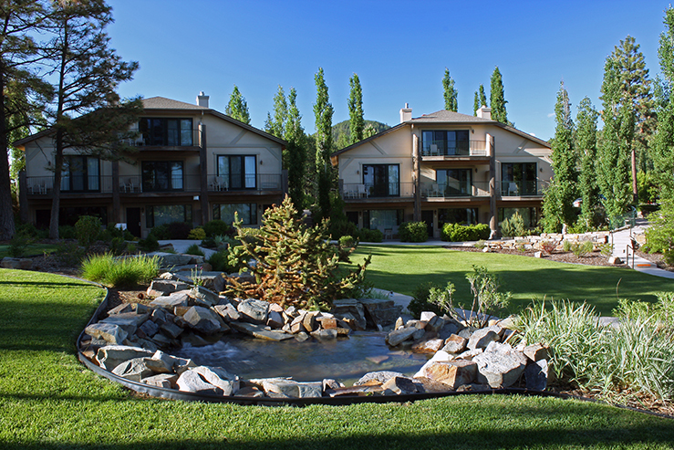 mountain-lake-lodge-exterior_hpg_1