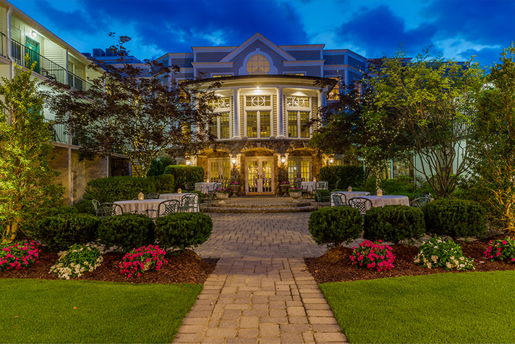 the-olde-mill-inn-courtyard-new_hpg_1